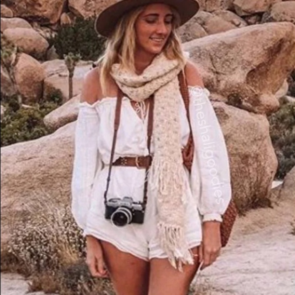 Spell Lioness Milla Romper XS - Picture 2 of 12